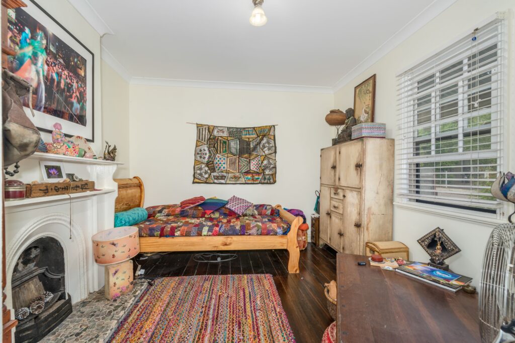 10 Henry Street, Tighes Hill, NSW 2297
