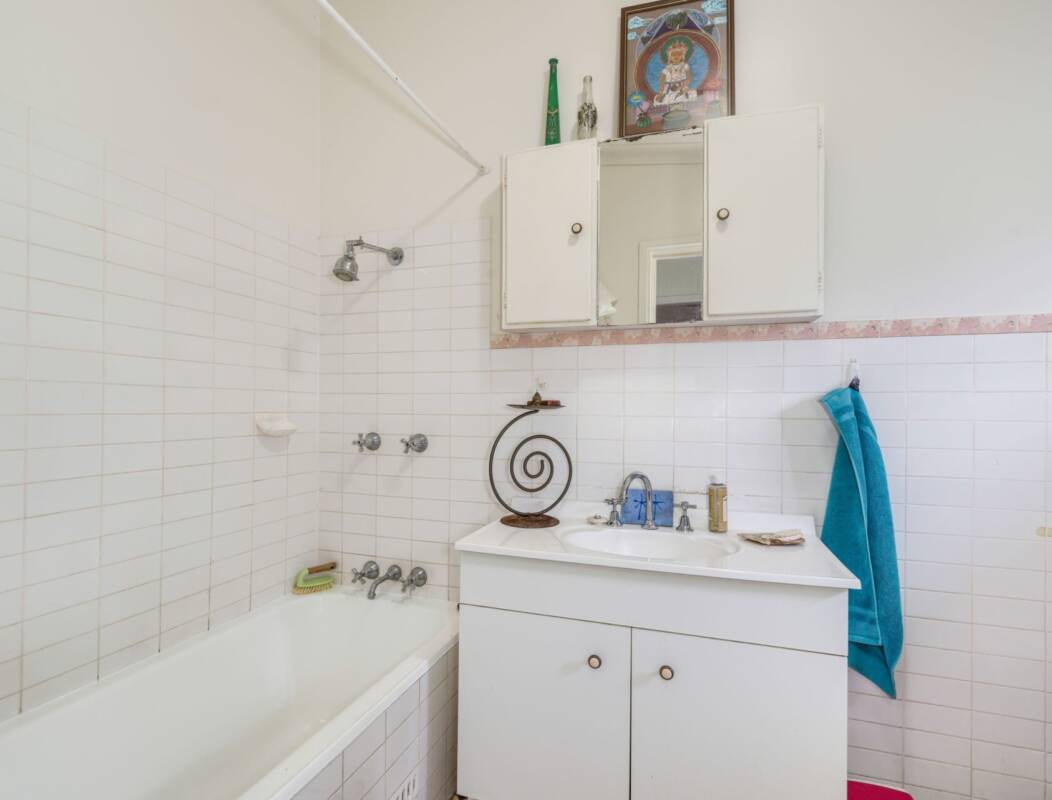 10 Henry Street, Tighes Hill, NSW 2297