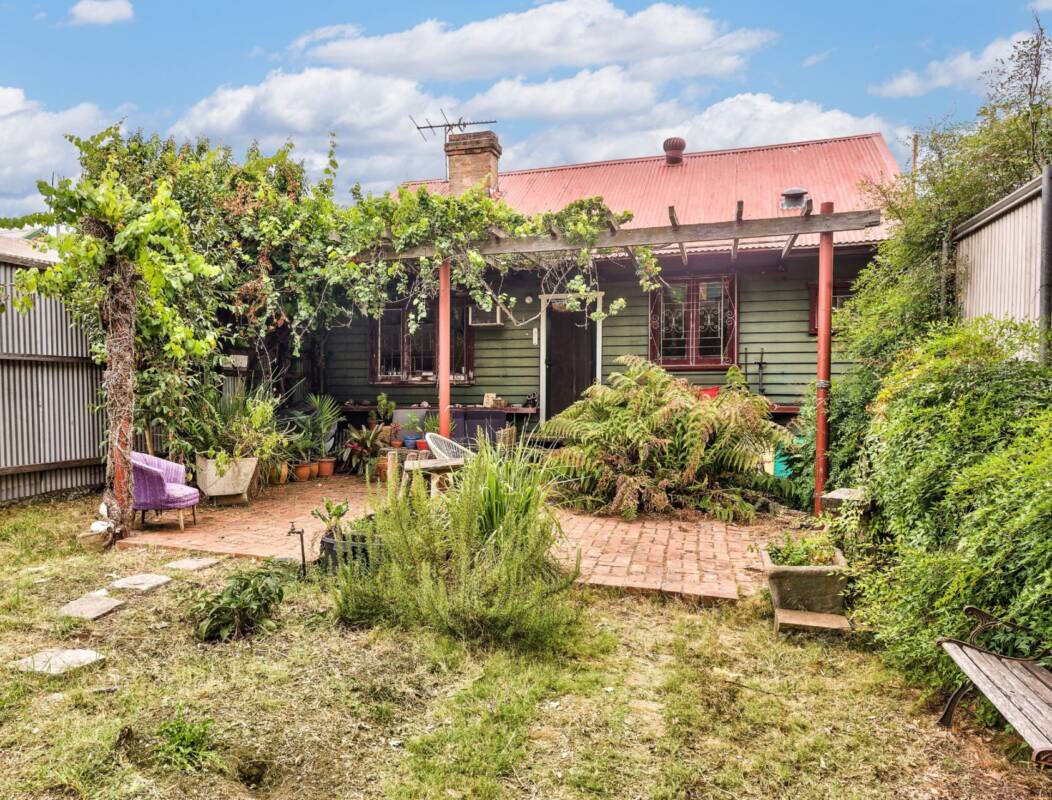 10 Henry Street, Tighes Hill, NSW 2297