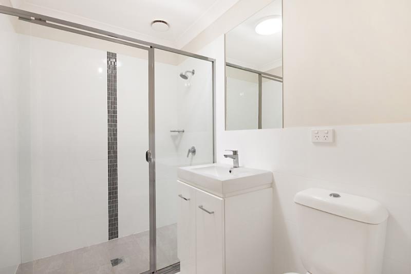10/33 LONGWORTH AVENUE, WALLSEND, NSW 2287 AUS