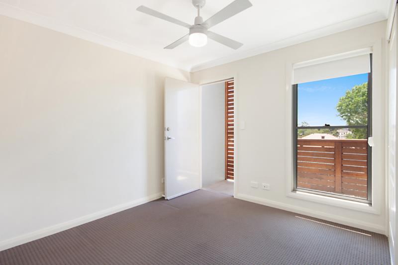 10/33 LONGWORTH AVENUE, WALLSEND, NSW 2287 AUS