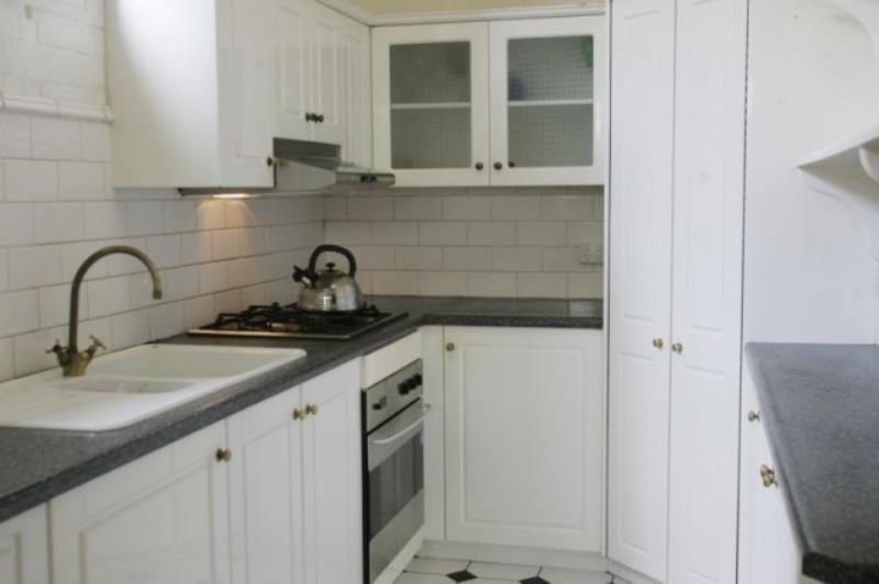 111 Denison, HAMILTON, NSW 2303 AUS