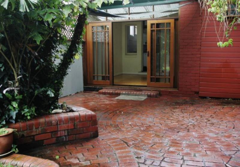 111 Denison, HAMILTON, NSW 2303 AUS