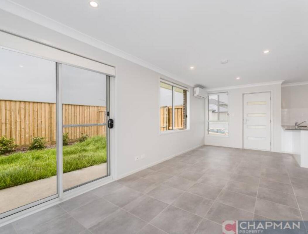 1/8 GLAUCA STREET, FLETCHER, NSW 2287 AUS
