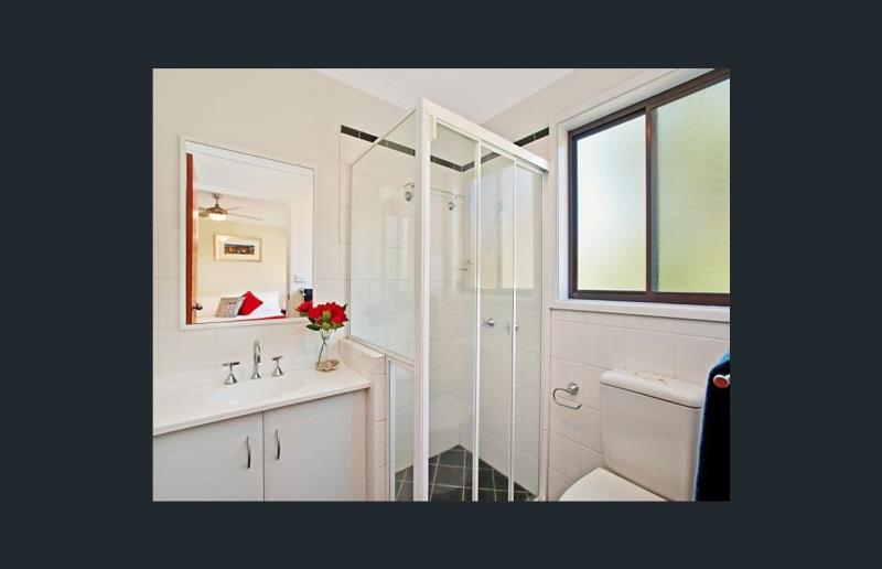 1/87 BERNER STREET, MEREWETHER, NSW 2291 AUS