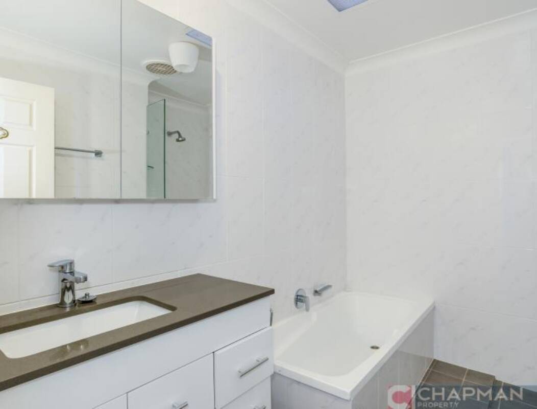 2/16 Bourke Street, ADAMSTOWN, NSW 2289 AUS