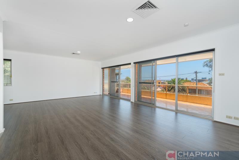 21A MOSBRI CRESCENT, THE HILL, NSW 2300 AUS