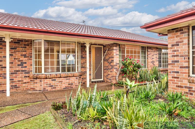 2/253 Glebe Road, MEREWETHER, NSW 2291 AUS