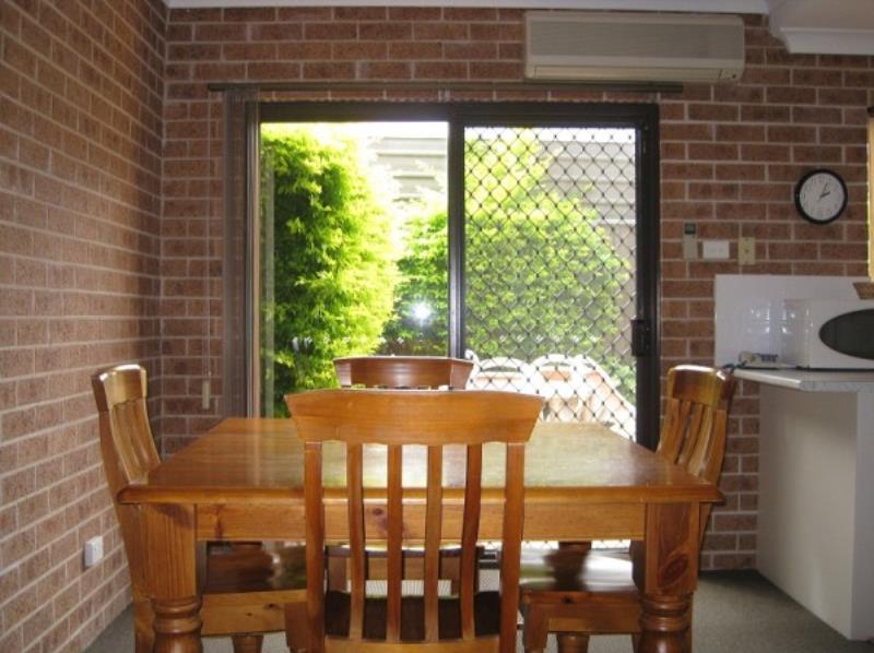 2/39 Dickinson Street, CHARLESTOWN, NSW 2290 AUS