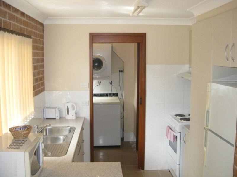 2/39 Dickinson Street, CHARLESTOWN, NSW 2290 AUS