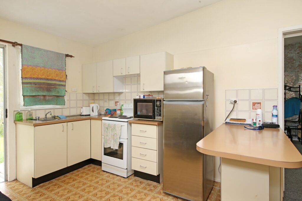 25 Lester Parade, North Lambton, NSW 2299 Australia