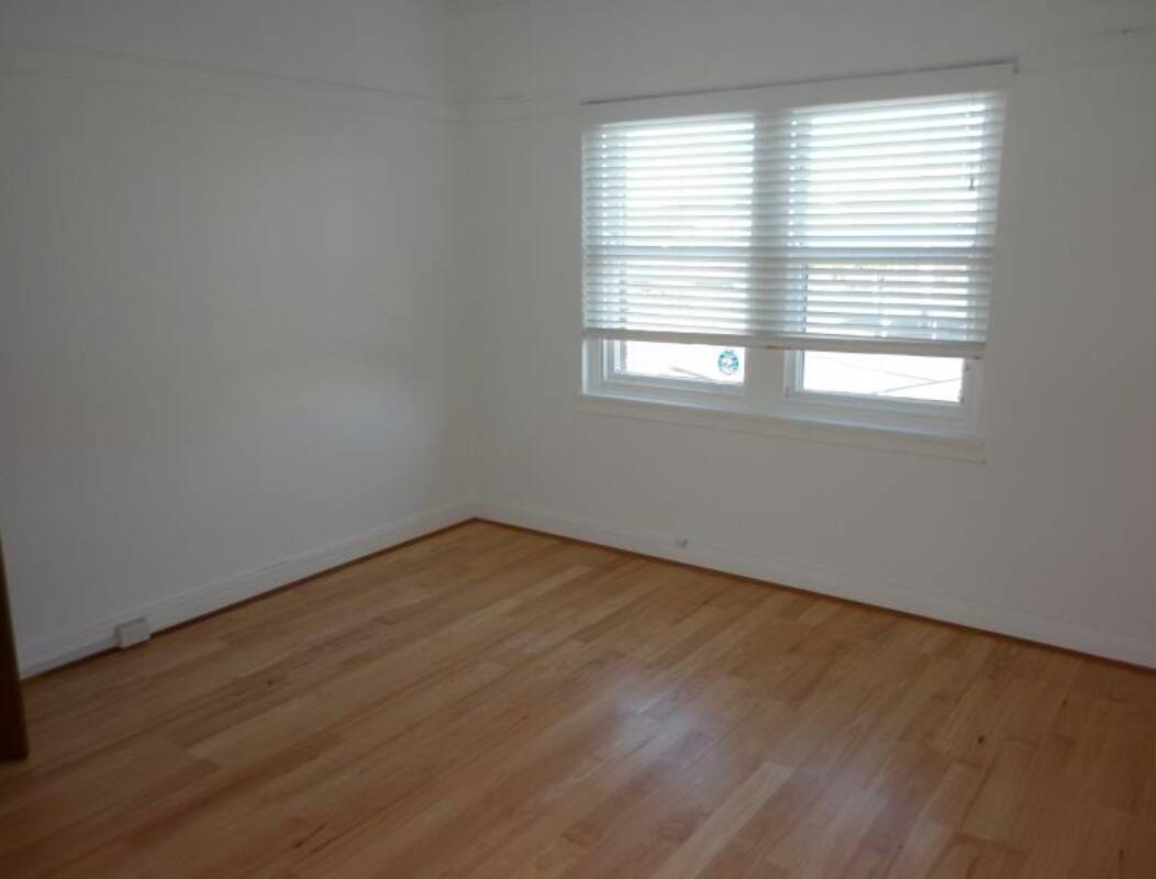 2/56 BAR BEACH AVENUE, THE JUNCTION, NSW 2291 AUS