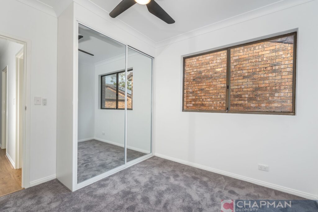 4/10 Kitchener Parade, The Hill, NSW 2300