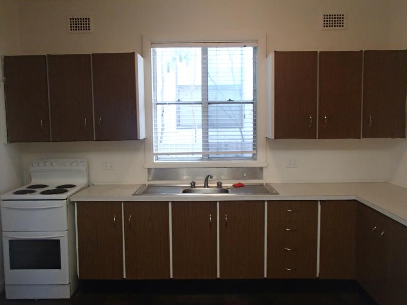 4 WALES STREET, CHARLESTOWN, NSW 2290 AUS