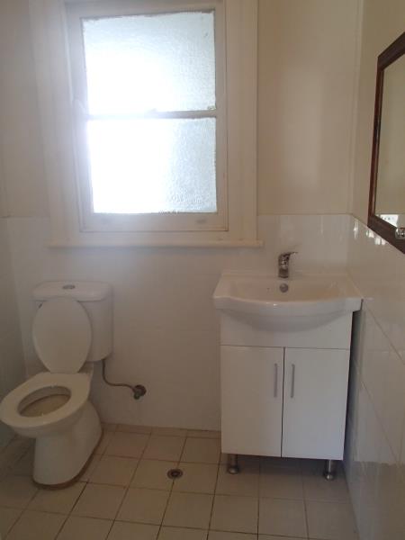 4 WALES STREET, CHARLESTOWN, NSW 2290 AUS
