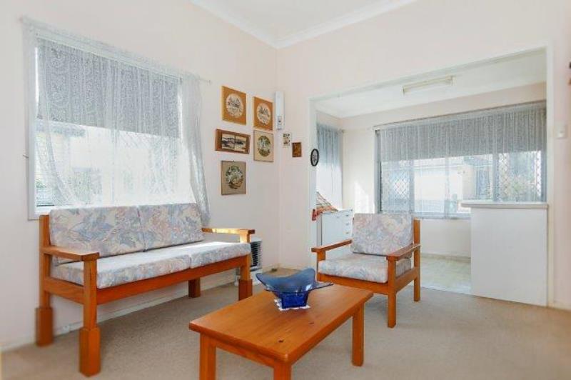 67 Wilton Street, MEREWETHER, NSW 2291 AUS