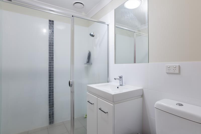 8/33 LONGWORTH AVENUE, WALLSEND, NSW 2287 AUS