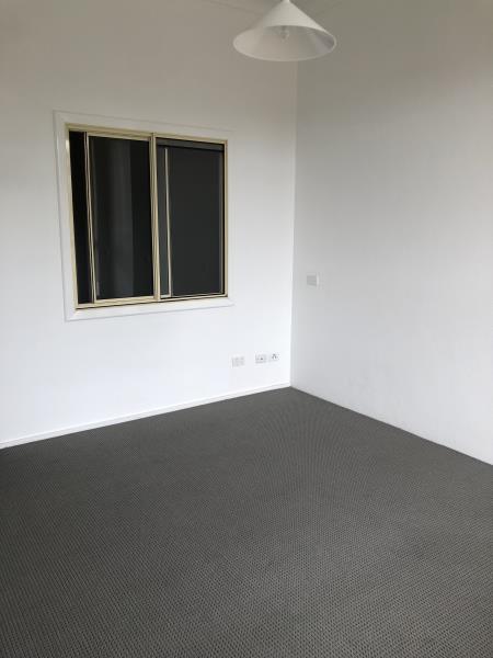 2/25A COBBY STREET, SHORTLAND, NSW 2307 AUS