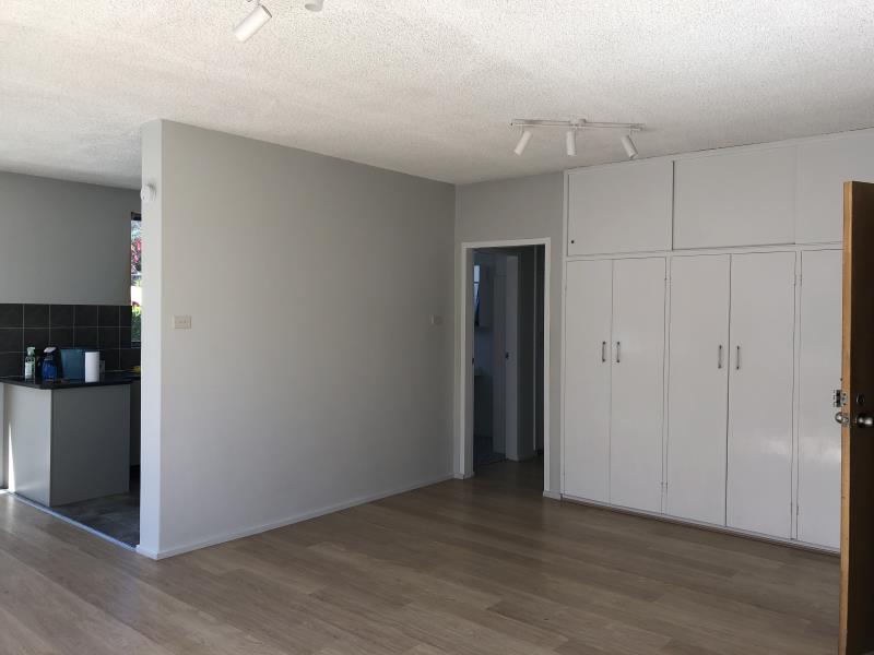 2/28 Brooks Street, COOKS HILL, NSW 2300 AUS