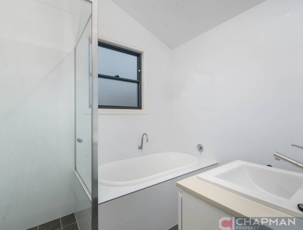2/68 Ocean Street, Dudley, NSW 2290 AUS