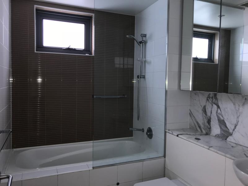 301/15 HONEYSUCKLE DRIVE, NEWCASTLE, NSW 2300 AUS