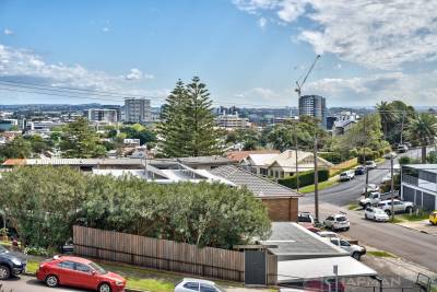 8/33 Nesca Parade, The Hill, NSW 2300 AUS
